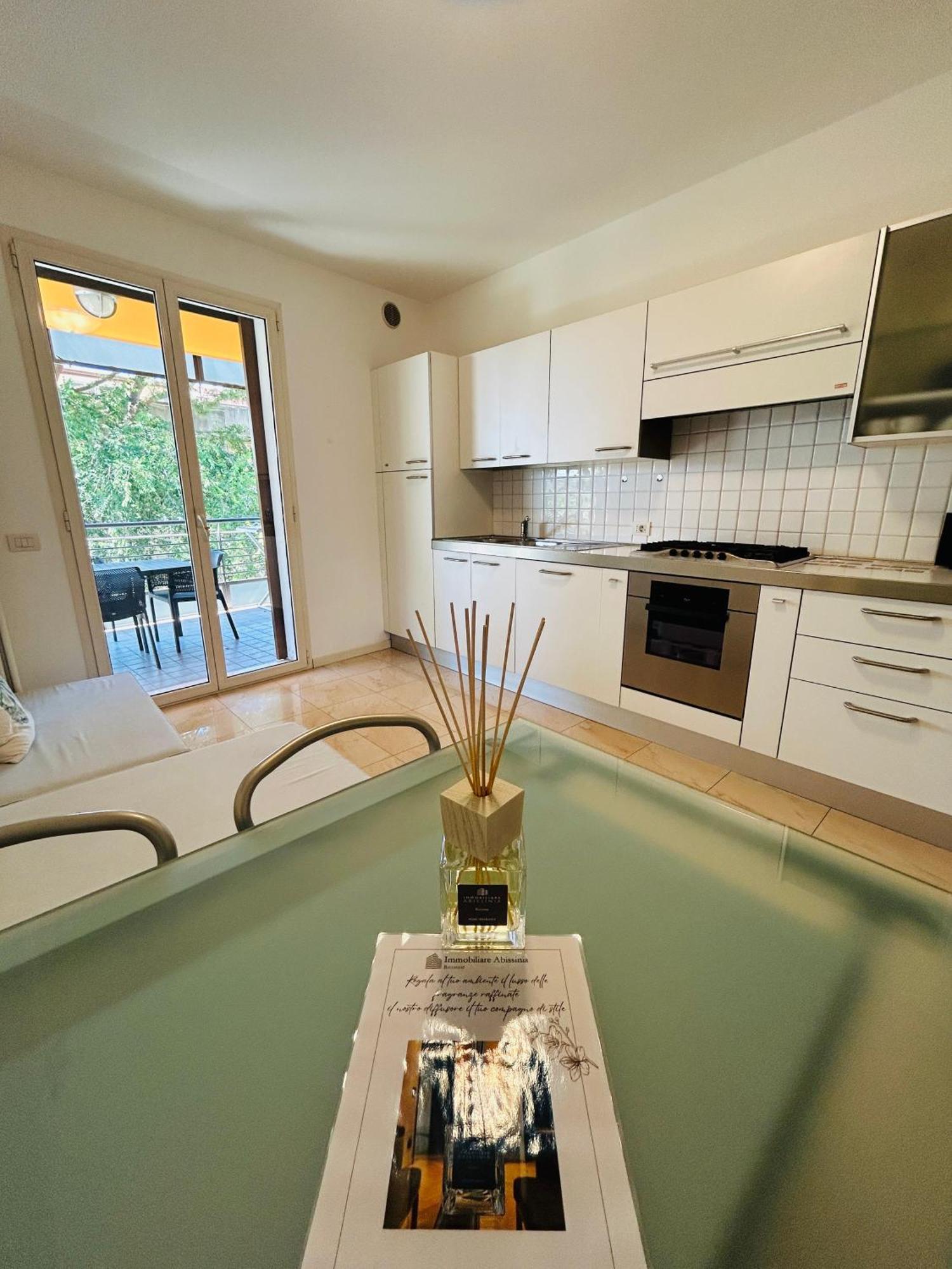 Ferienwohnung Damiano Chiesa Flexrent - Abissinia Riccione Exterior foto